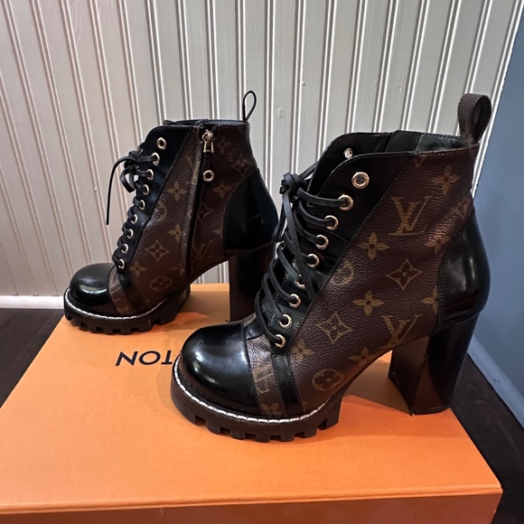 Louis Vuitton Star Trail Ankle Boots - Picture 4 of 7